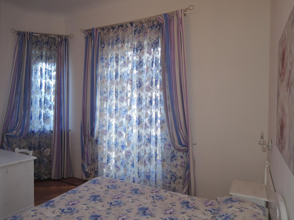 Hotel La Scogliera Бордигера Экстерьер фото