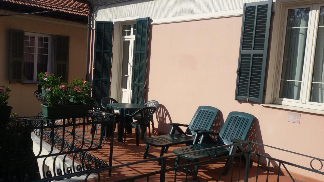 Hotel La Scogliera Бордигера Экстерьер фото