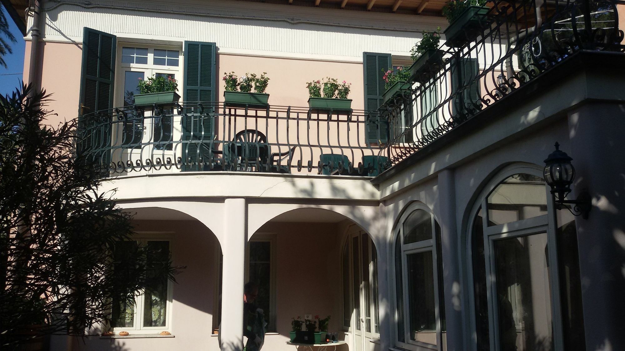 Hotel La Scogliera Бордигера Экстерьер фото